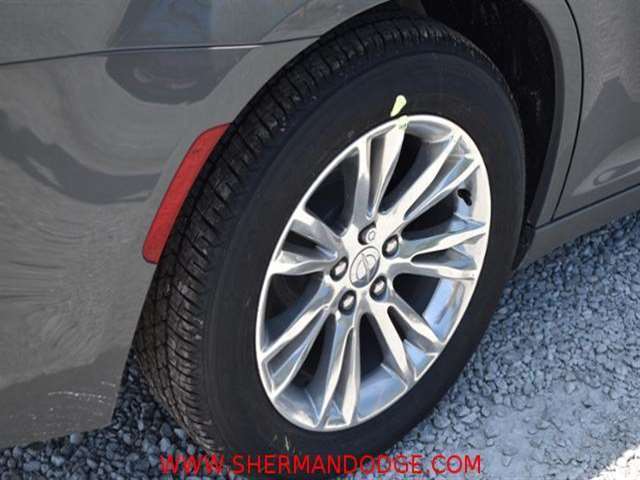 Chrysler 300 2017 photo 8